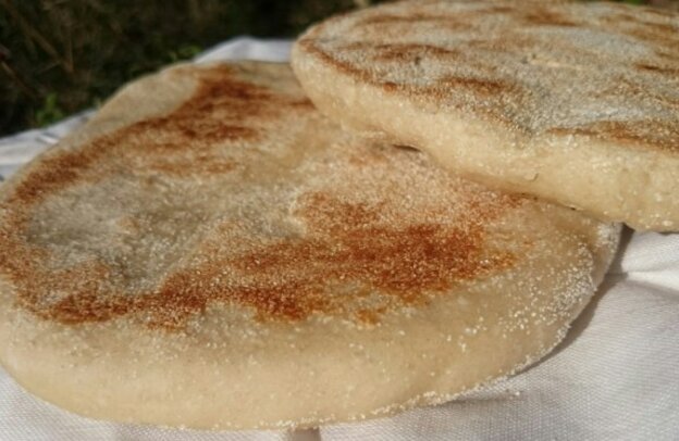 Marokkanisches Fladenbrot aus der Pfanne | © Foto: Doreen Düe