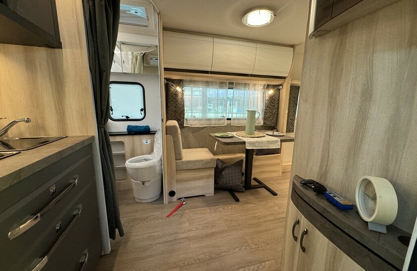 Caravan Brecht aus Heilbronn hat sich auf den barreifereien Umbau von Campingfahrzeugen spezialisiert. | © Foto: Autoren-Union Mobilität/Michael Kirchberger