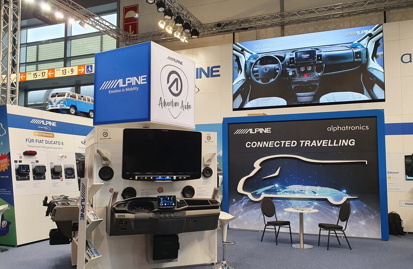 Alpine Stand, Caravan Salon Düsseldorf 2022 | © ALPS ALPINE Europe GmbH