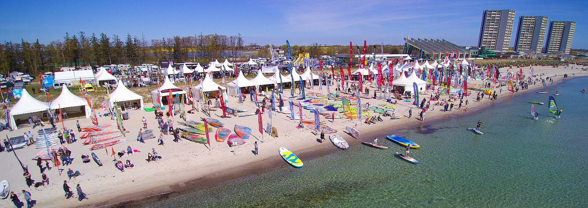 Mercedes-Benz Surf-Festival Fehmarn | © Foto: Phil Schreyer Mercedes-Benz Surf-Festival Fehmarn | © Foto: Phil Schreyer