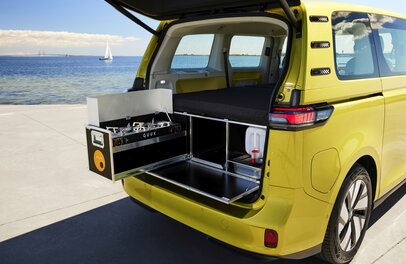 VW ID Buzz mit Campingbox von Ququq. | © Foto: Autoren-Union Mobilität/Volkswagen Nutzfahrzeuge