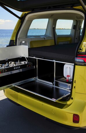 VW ID Buzz mit Campingbox von Ququq. | © Foto: Autoren-Union Mobilität/Volkswagen Nutzfahrzeuge