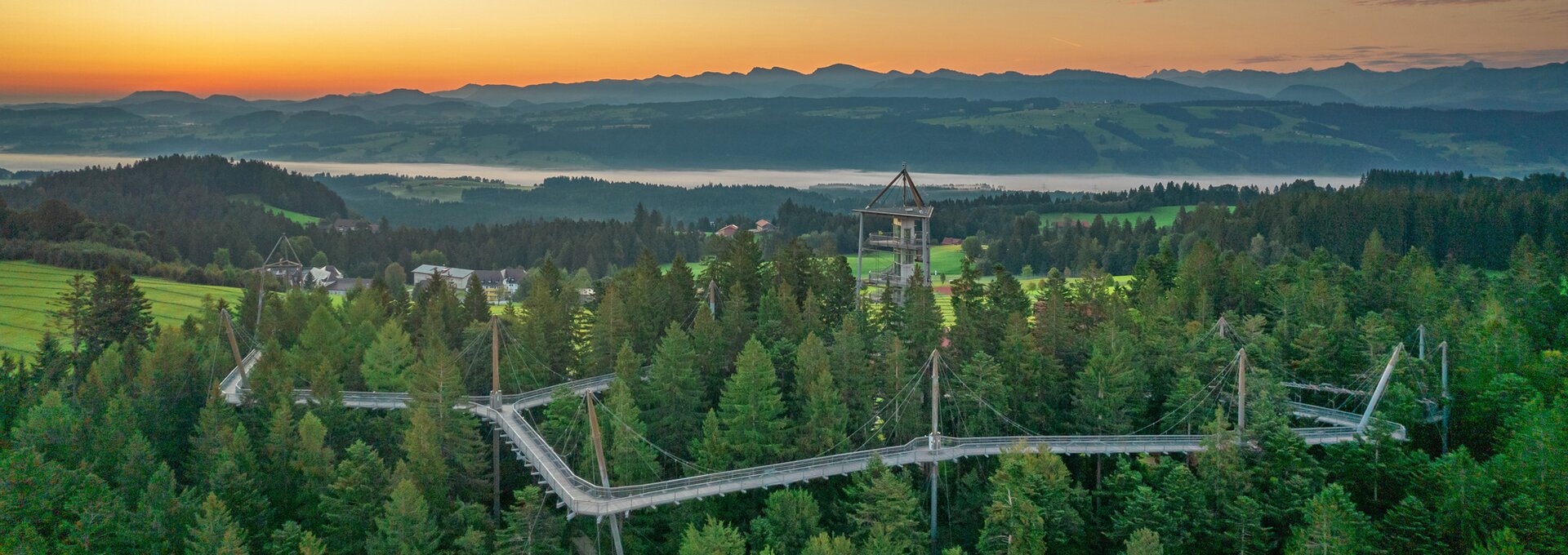 Baumwipfelpfad Skywalk Allgäu | © Foto: djd/skywalk/Jonas de Rosso Baumwipfelpfad Skywalk Allgäu | © Foto: djd/skywalk/Jonas de Rosso