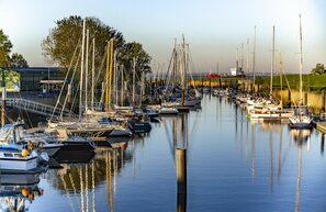 Brunsbüttel, Alter Hafen | © Brunsbüttel, Alter Hafen © Jörg Reichert, DFGR