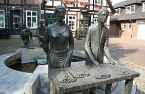 © Spargelbrunnen Nienburg © Mittelweser Touristik