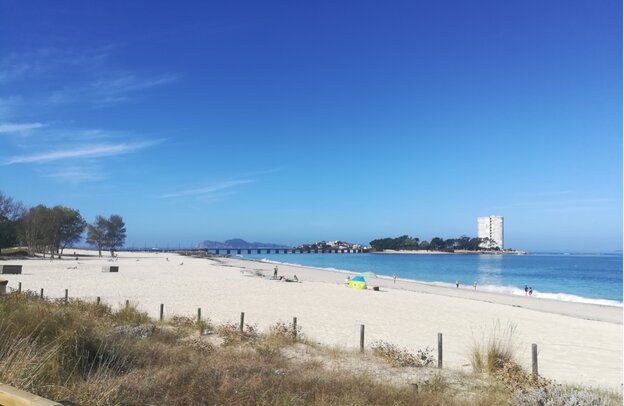 Playa del Vao - Vigo | © Playa del Vao - Vigo ©Bopeixe, CC BY-SA 4.0, via Wikimedia Commons