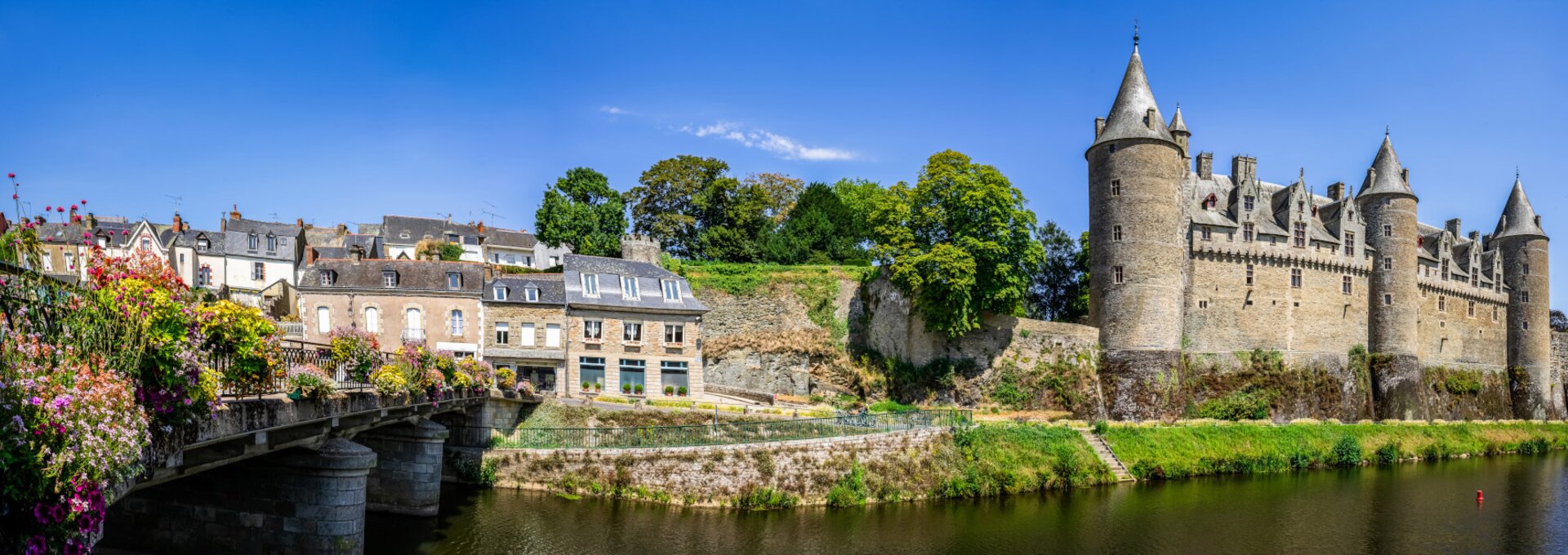 Schloss Josselin, Bretagne mit dem Wohnmobil | © Schloss Josselin, ©Jeroen - stock.adobe.com Schloss Josselin, Bretagne mit dem Wohnmobil | © Schloss Josselin, ©Jeroen - stock.adobe.com