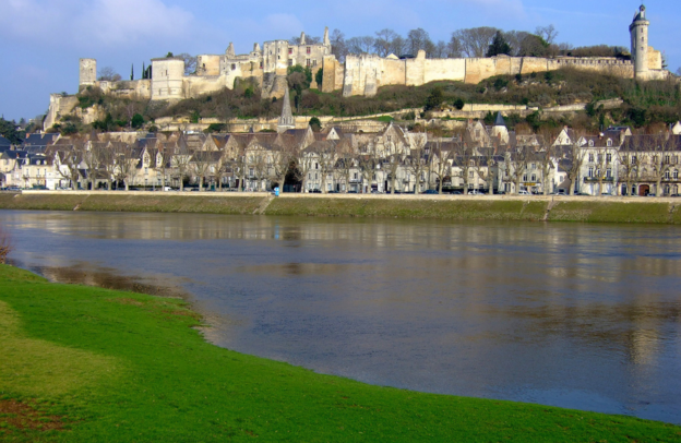 Chinon | © Chinon, Foto: Touriste, Public domain, via Wikimedia Commons