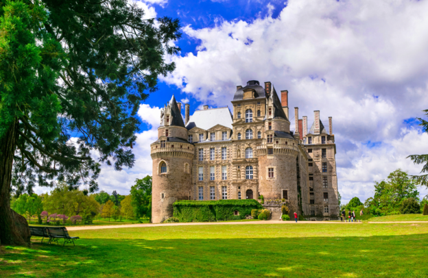 Schloss Brissac | © Schloss Brissac, Foto: Freesurf - stock.adobe.com