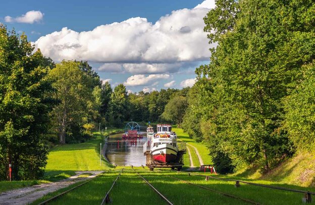 Camping Masuren: Rundreise durch eine der bezauberndsten Landschaften Europas  | © Elbląg Canal (Kanał Elbląski), Foto: uslatar, stock.adobe.com