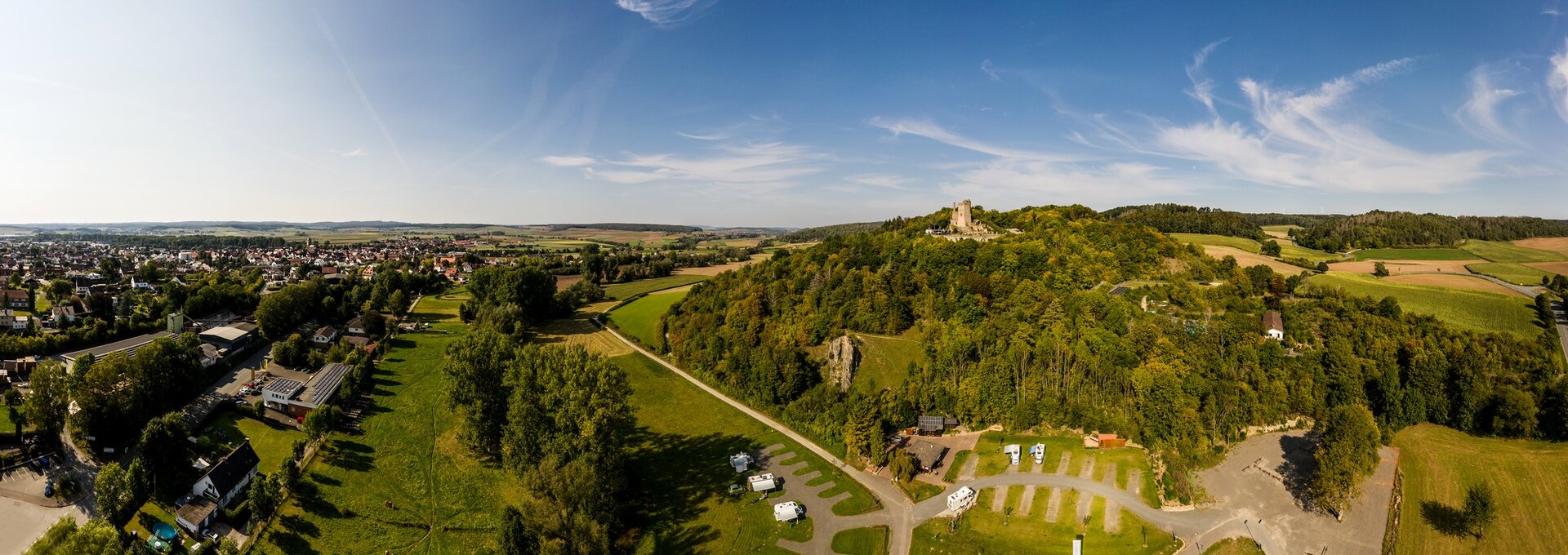 Wohnmobilstellplatz: die besten Stellplätze in Deutschland | © Foto: Wohnmobilhafen Volkmarsen Wohnmobilstellplatz: die besten Stellplätze in Deutschland | © Foto: Wohnmobilhafen Volkmarsen