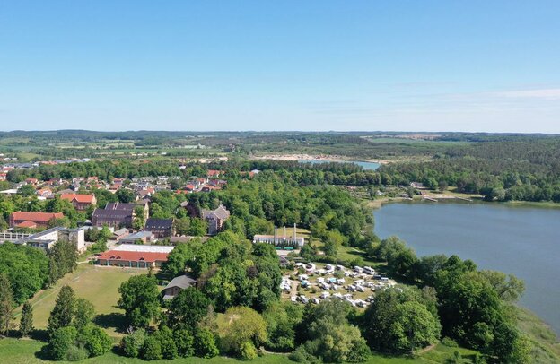 Wohnmobilstellplatz: die besten Stellplätze in Deutschland | © Foto: Wohnmobilpark am See